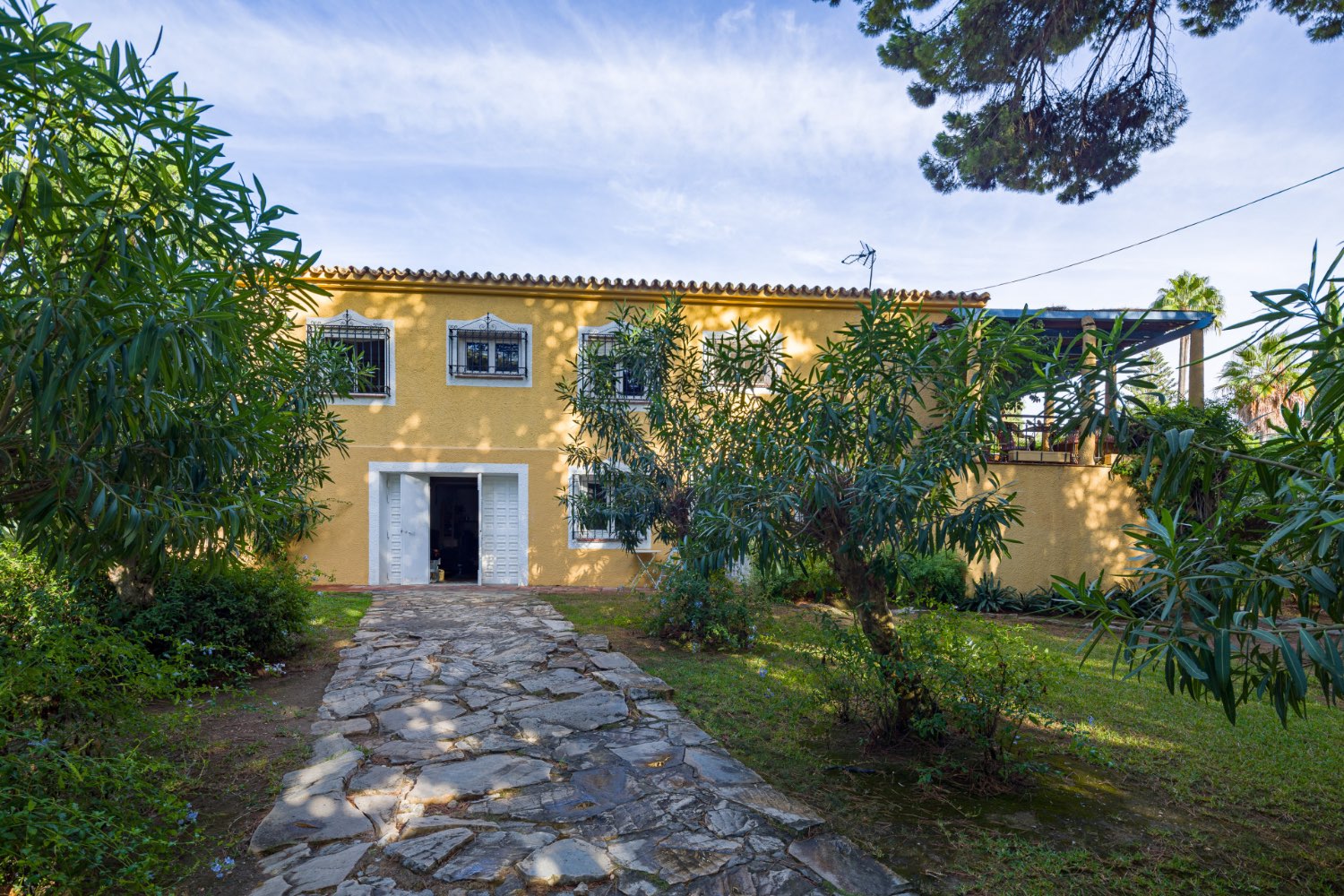 Hus til salgs til La Carolina-Guadalpín (Marbella)