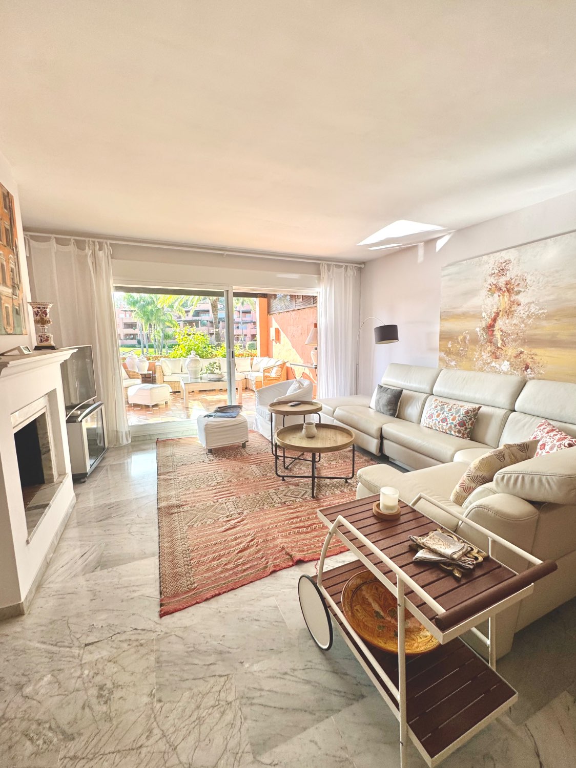 IMPECABLE ATICO DUPLEX DE 4 DORMITORIOS EN GUADALMINA BAJA